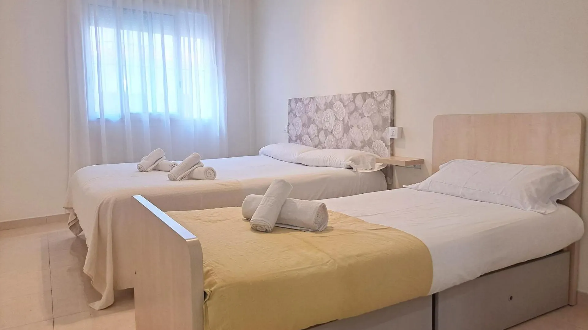 2A Linea De Mar, Playa De Lloret, Centro Historico Lloret de Mar Appartement